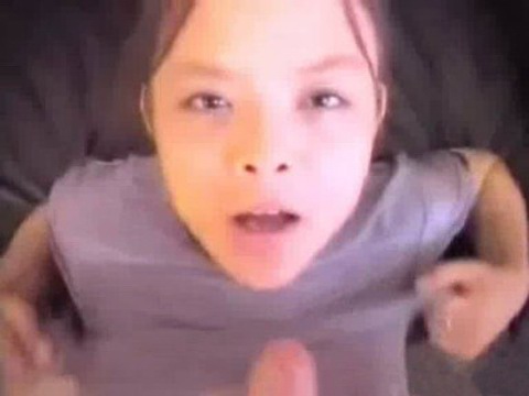 Comienza la niña anemne - chicas desnudas