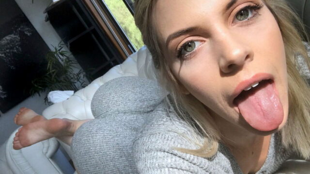 Hermosa novia y un pequeño cegua hicieron al hombre en su rostro pero quieren más - chicas desnudas